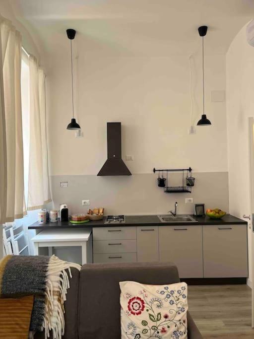 Colosseo Living Suites Рим Екстериор снимка